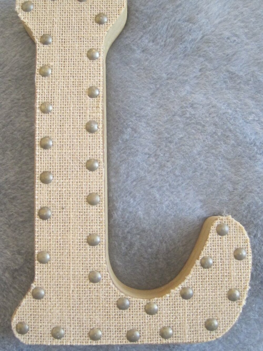 HOBBY LOBBY WOOD AND BURLAP LETTER "L" WITH BRASS STUD DETAIL